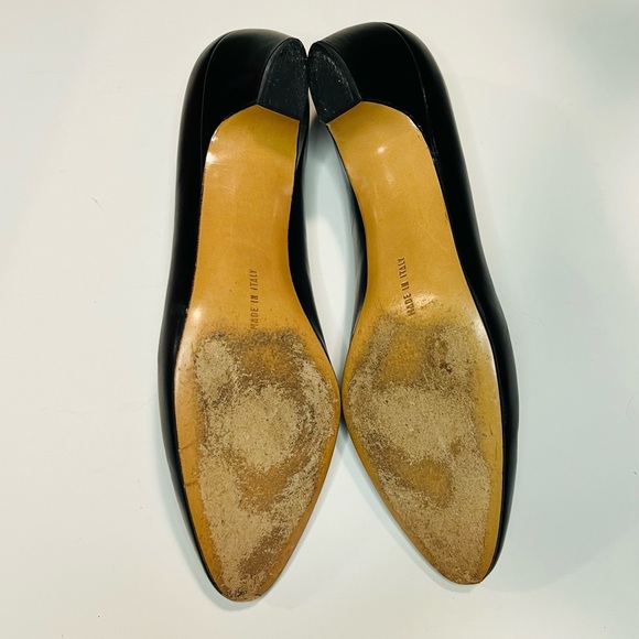 Salvatore Ferragamo Women’s Beautiful Classic 90’s Black Pump Heels Size 7AA - Picture 7 of 8